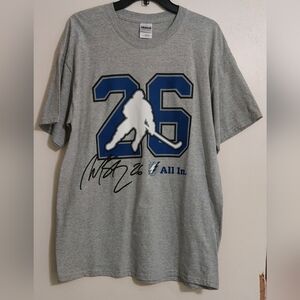 Autographed Martin St. Louis Tampa Bay Lightning T-shirt.   Size Large